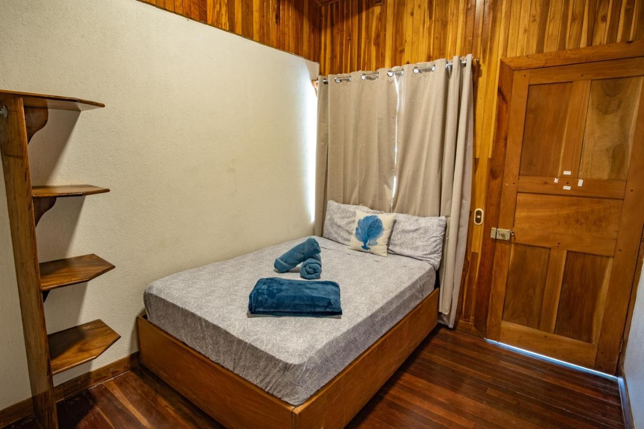 Cowboy Hostel - Habitaciones Con Bano Privado Monteverde 外观 照片